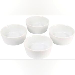 Set of 4 Porcelain Mini Bowls.